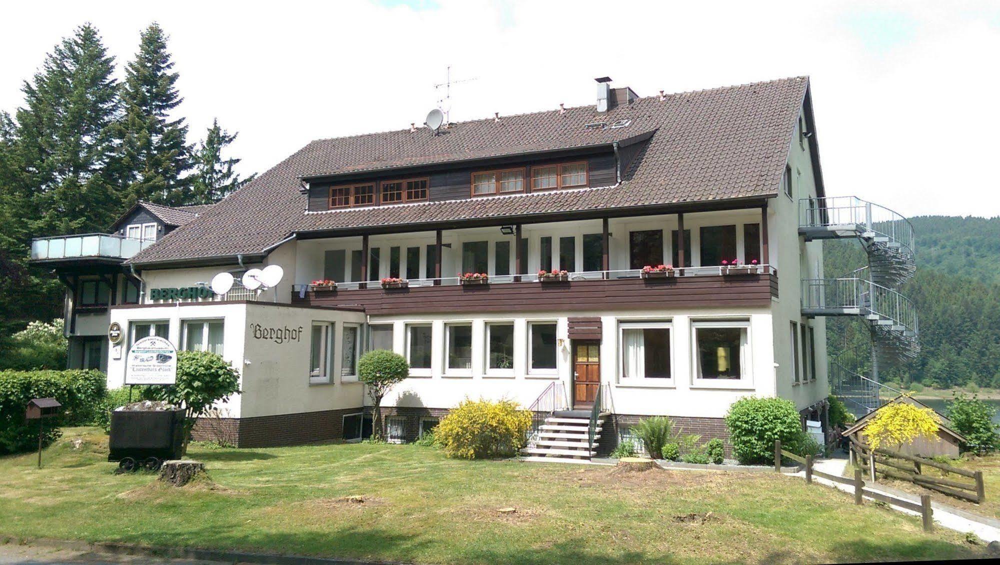Hotel Berghof Am See Lautenthal Buitenkant foto